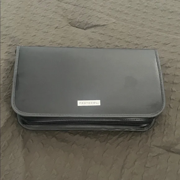 Portable Putting Green Putter Set - Green/Black - Picture 5 of 10